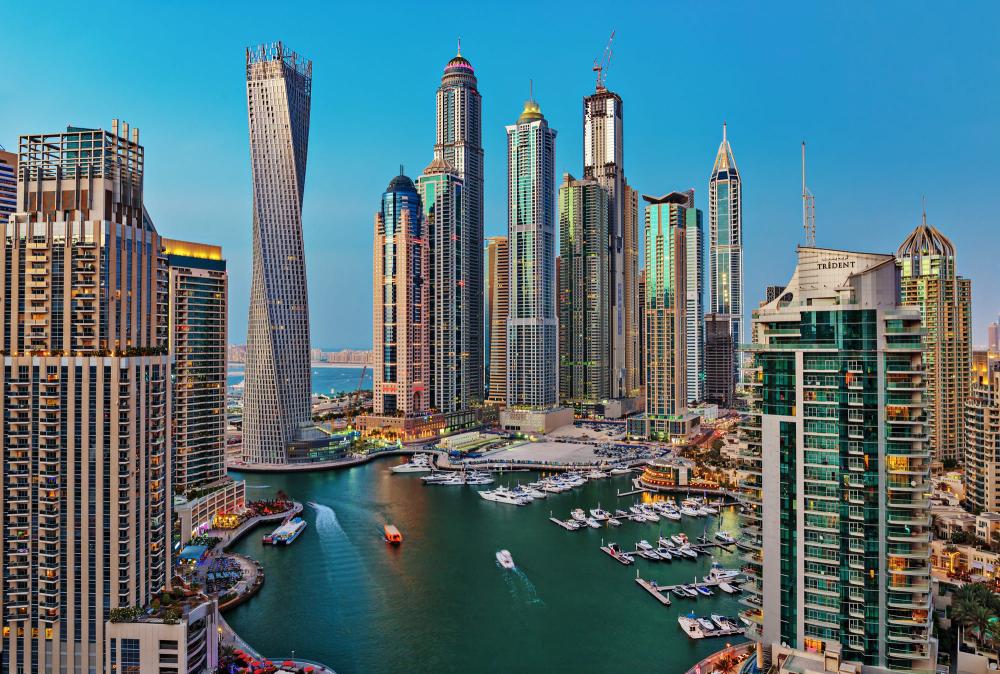 Dubai desk (3)